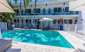 Seaside Apartment Hotel Miami Beach